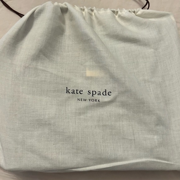 Barely used Kate spade leather purse - Picture 6 of 6